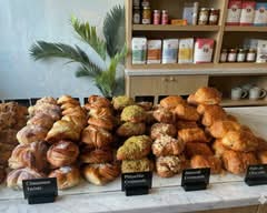 Clark Street Bakery (331 Glendale Blvd)