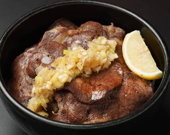 【大人気】上タンネギ塩タレ丼 大 Top tan bowl with green onion and salt sauce Large