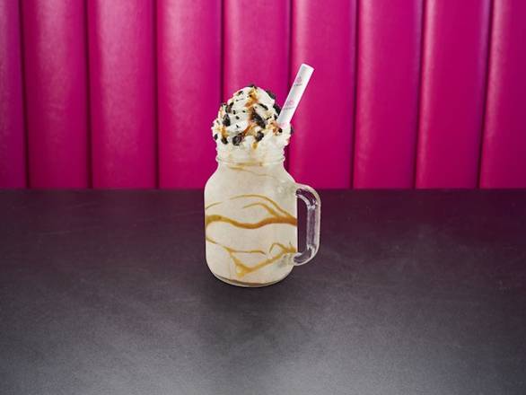 Caramel Cookies Cream Shake