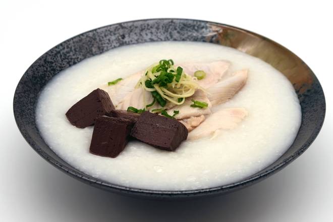 B12. Sliced Fish and Blood Jello Congee 豬紅魚片粥