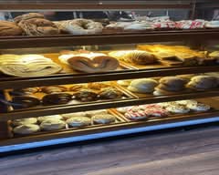 CAFETERIA LA MAYUQUITA CROSS & ROLLS (Merida)