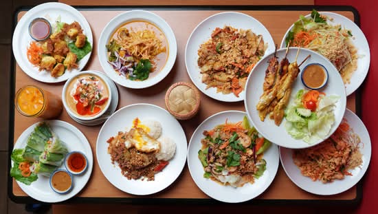 Basil Thai Restaurant (1111 Fort Street Mall)