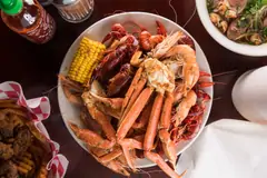 Crab Pot (601 Fort Worth Ave)