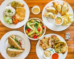 Mason Dixon Cafe (2100 Princess Anne St)