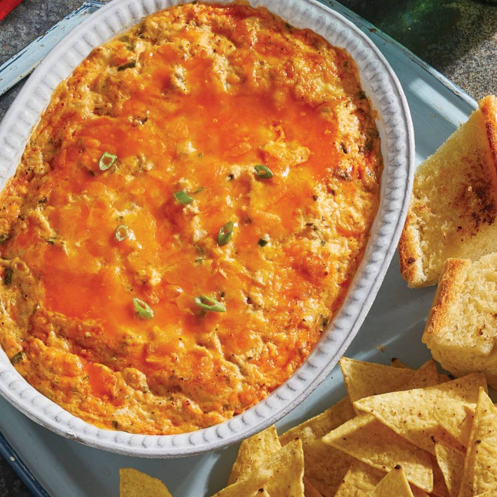 M&M Food Market Buffalo Chicken Dip (450 g)