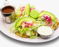 La Cocinita del Medio - Leyva Solano