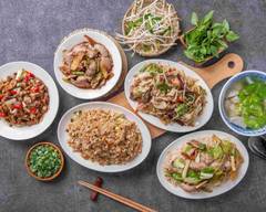 瑄 招牌鮭魚炒飯