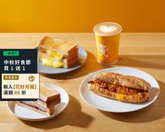 cama café 台中學府店