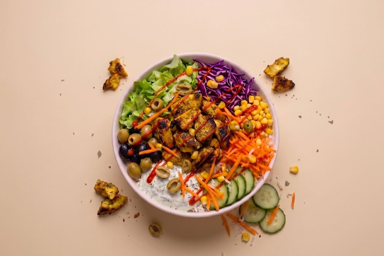 🔥 Poulet Curry & Zaatar Bowl 🥗🍚 (Servi avec Riz Blanc)