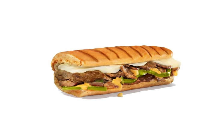 Melt Steak & Cheese Supremo 15