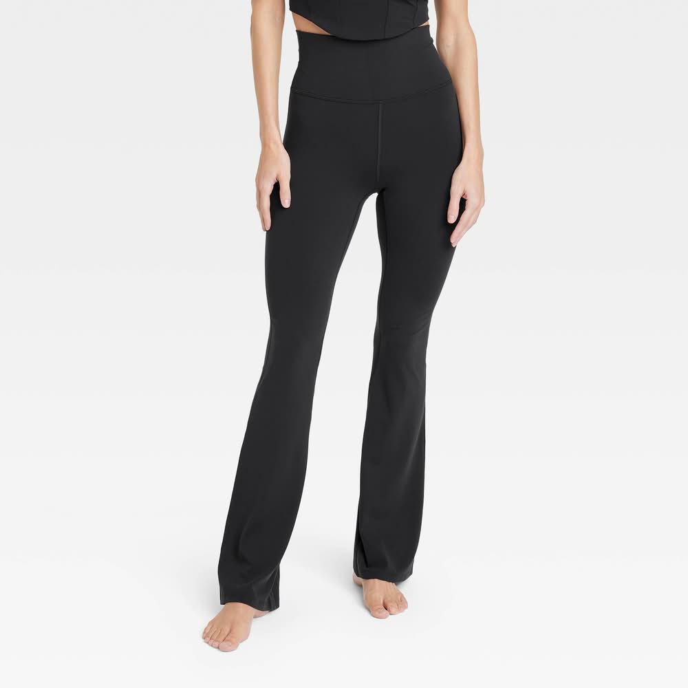 All In Motion Everyday Soft Ultra High Rise Flare Leggings, Women, S, Black