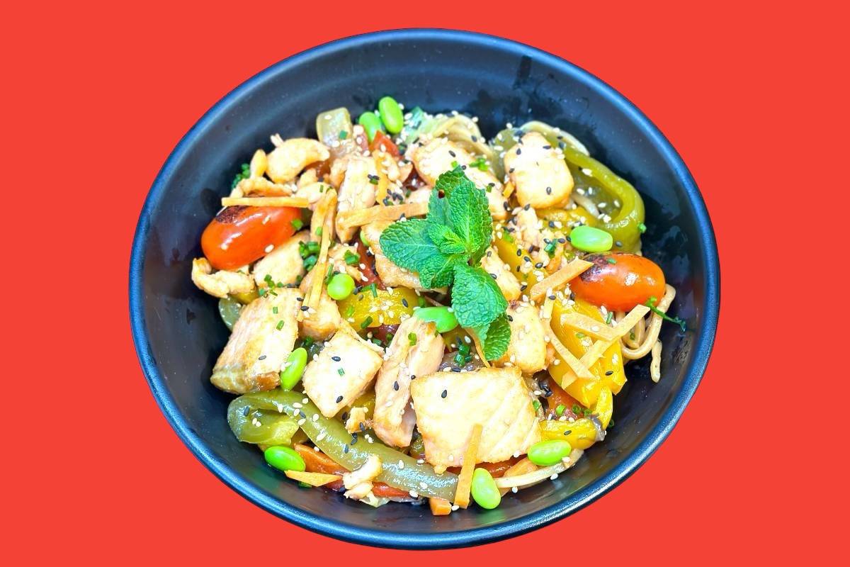 Nouilles Soba saumon grillé
