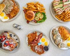 Luna Park Cafe