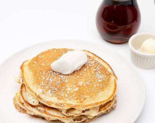 Traditional Buttermilk Pancakes*