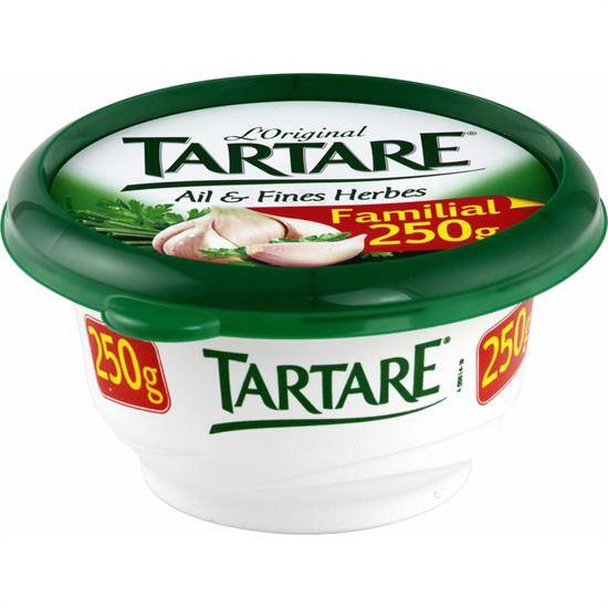 Fromage à Tartiner Ail Et Fines Herbes TARTARE - la boite de 250 g