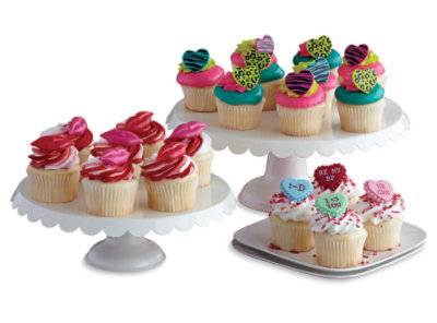 Bakery Cupcake Assorted 16 Count - Each