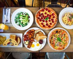 7 West Cafe