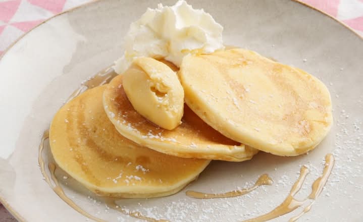 Pancakes - Salted Maple Butter & Cream