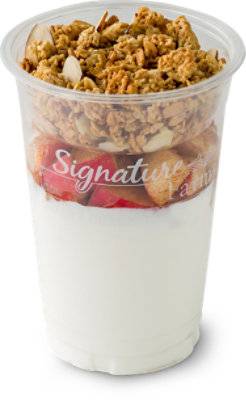Fresh Cut Yogurt Parfait Vanilla With Apple And Cinnamon Sugar - 12 Oz (560 Cal)