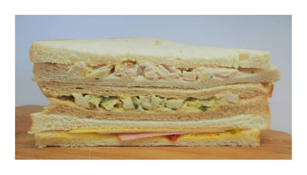 Deli Alfresco Classic Triple Sandwich