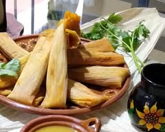 Tamales "La Reyna"