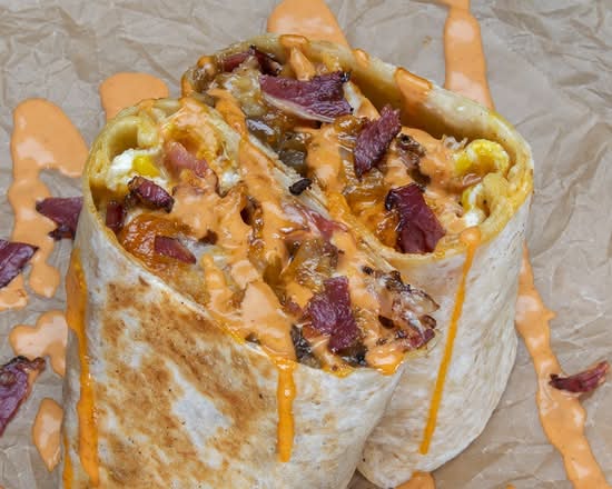 PASTRAMI BURRITO COMBO