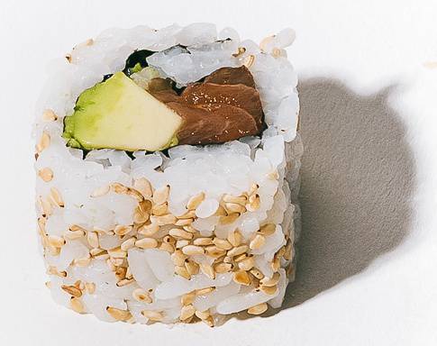 California roll saumon avocat