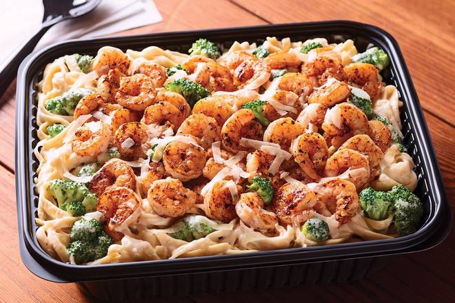 Classic Blackened Shrimp Alfredo