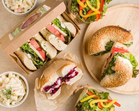 9b3aae4cf90f897799a5ed357d60e0