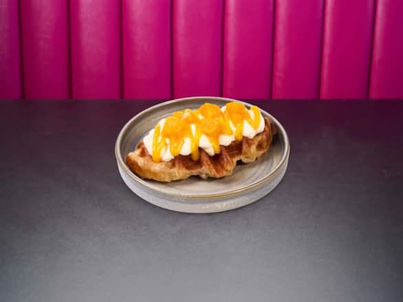 *NEW* Mango Cream Croffle