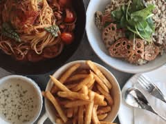 OOO蔬食餐酒館（素食餐酒館）