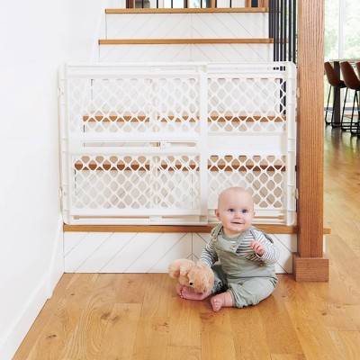 Toddleroo by North States 2-In-1 Supergate Secure Plastic Gate, White