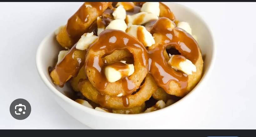 Onion rings Poutine.