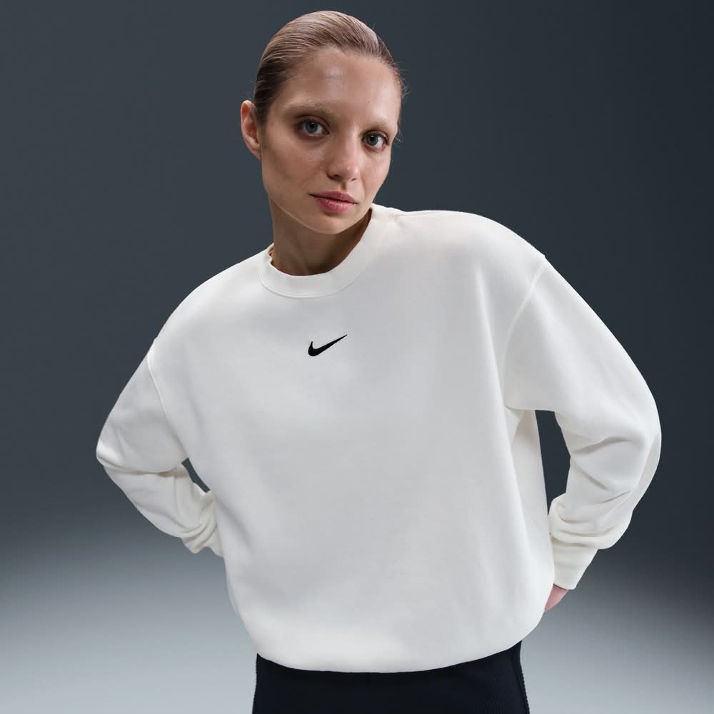 nike sweatshirt female