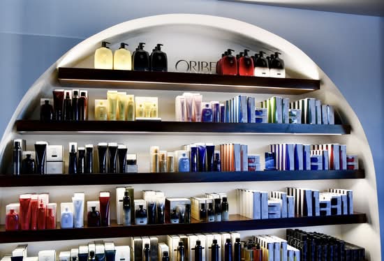 Salon Social (5730 W. Lovers)