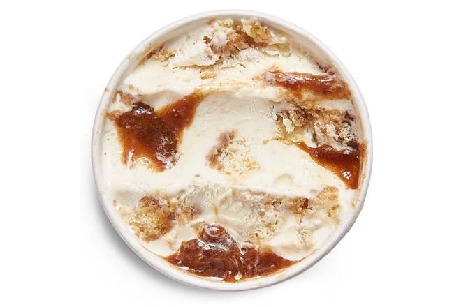 Beecher’s Cheese w/ Apple Pie Cinnamon Rolls