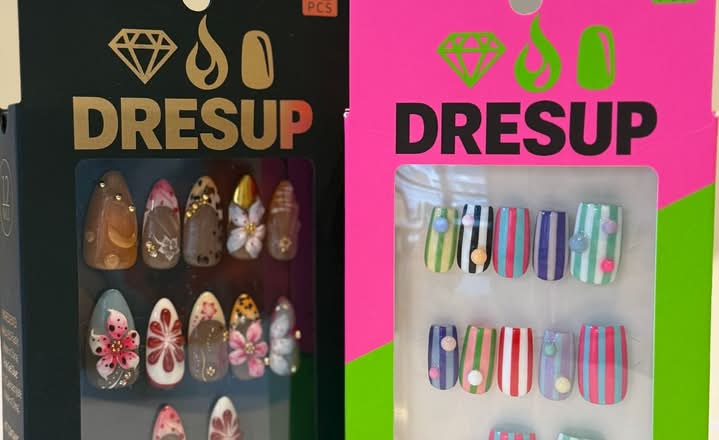 1 set of Press-on Nails