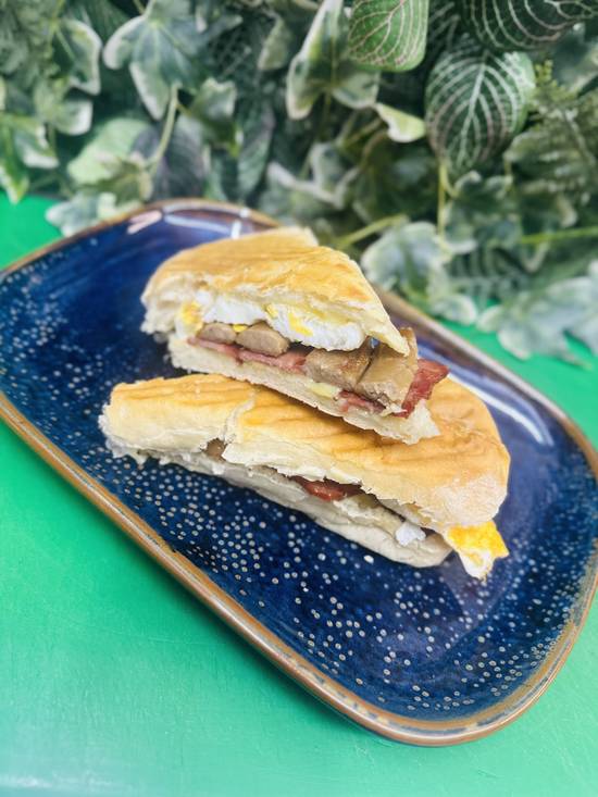 Breakfast Ciabatta with Chips