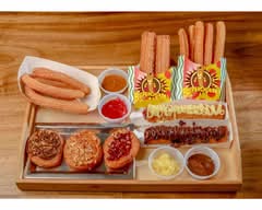 Superchurros RD  Patio Embajada (Santo Domingo)