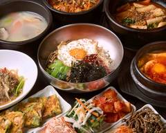 韓国家庭料理 李家 IGA