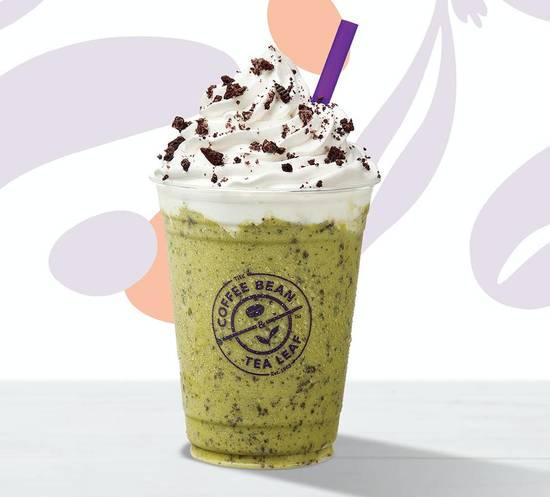 Matcha Cookies & Cream Ice Blended drink
