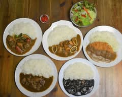 カレーが自慢の味倶楽部