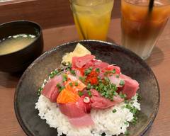 豊洲直送海鮮丼 おさかな 夏弥魚 Cafe＆Bar ViVO