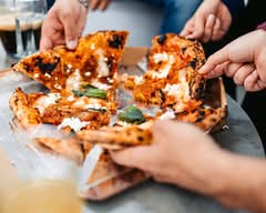 ALMA Pizzeria & Tapas Bar