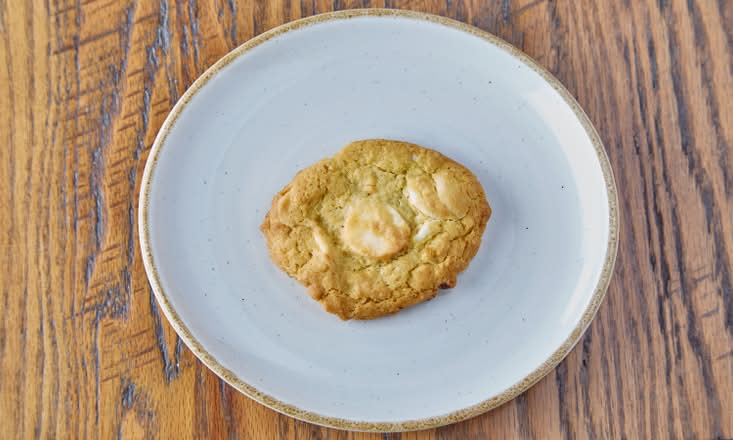 White Chocolate Macadamia Cookie