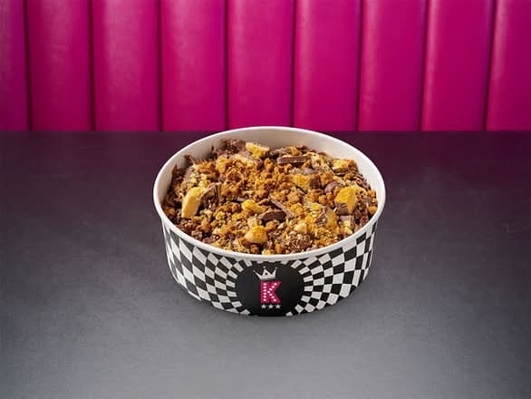 Toffee Honeycomb Crunch Cake