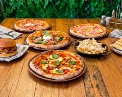 Gulas, Pizza, Burger & Coffee (Vila das Aves)