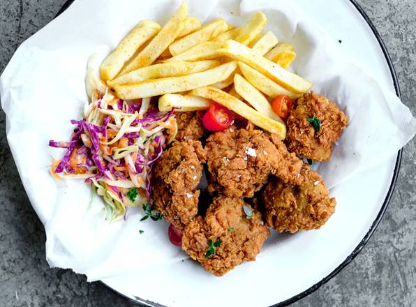 Southern Fried Chicken, Chips and Slaw