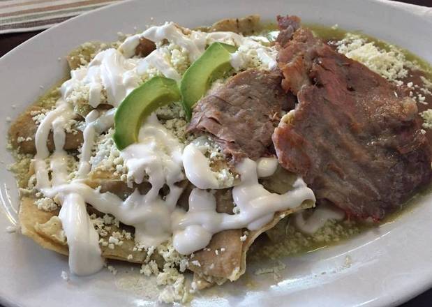 Chilaquiles con bisteck