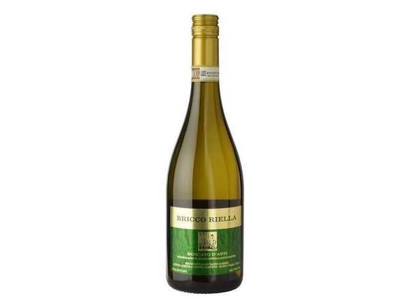 Bricco Riella Moscato D'asti White Wine (750 ml)